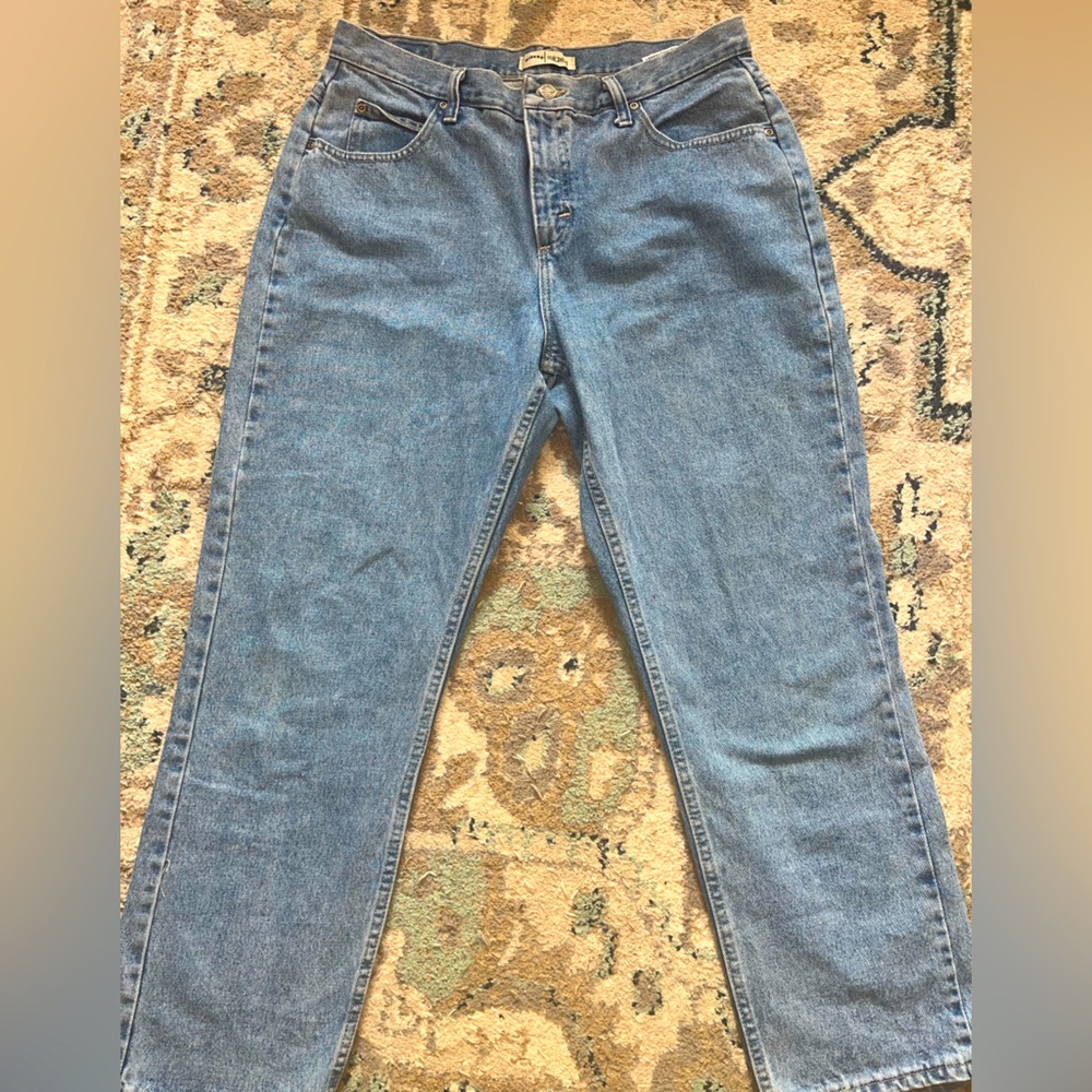 baggy skater jeans.